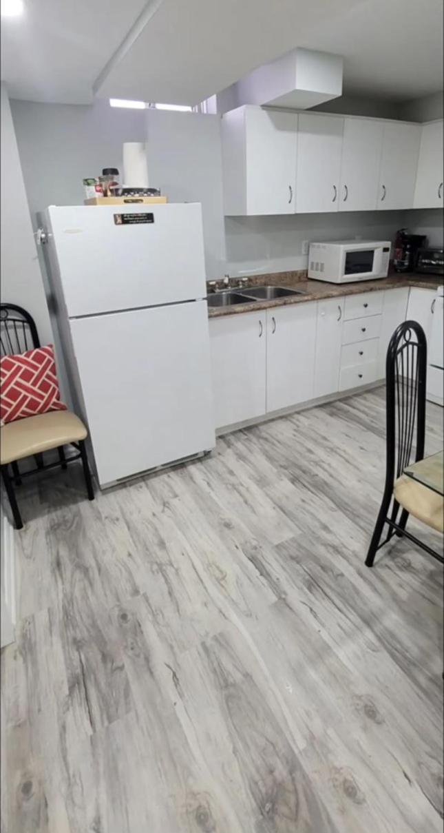 Elegant & Luxurious 3 Bedroom Home Mississauga Buitenkant foto