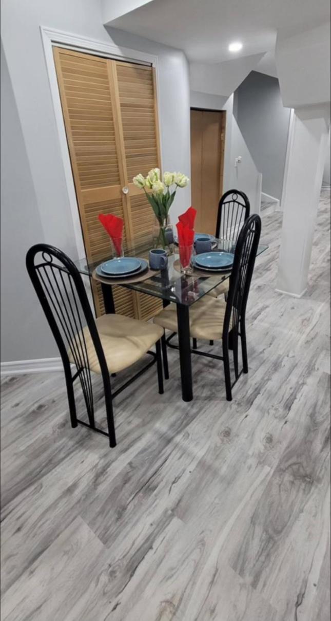 Elegant & Luxurious 3 Bedroom Home Mississauga Buitenkant foto